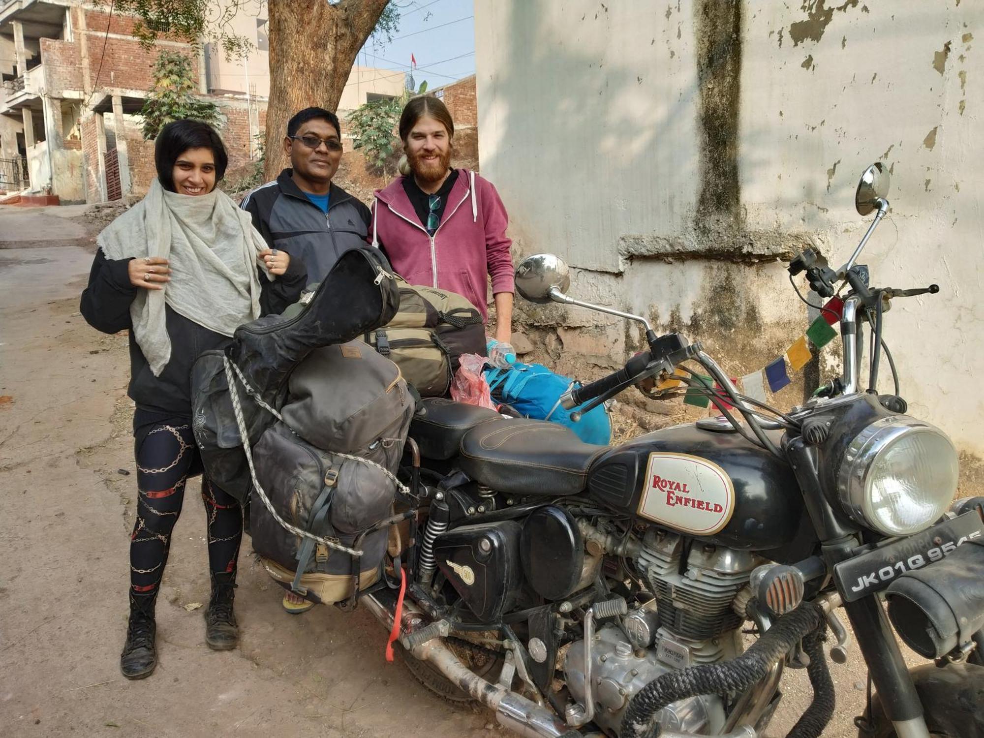 Pratibha Home Stay Jabalpur Extérieur photo