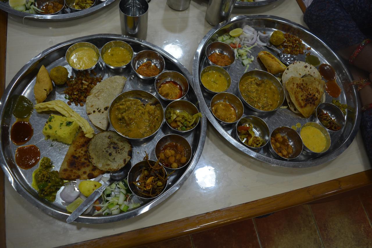 Pratibha Home Stay Jabalpur Extérieur photo
