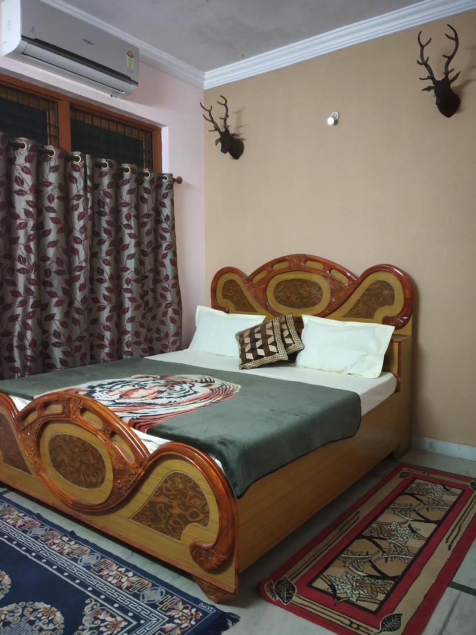 Pratibha Home Stay Jabalpur Extérieur photo