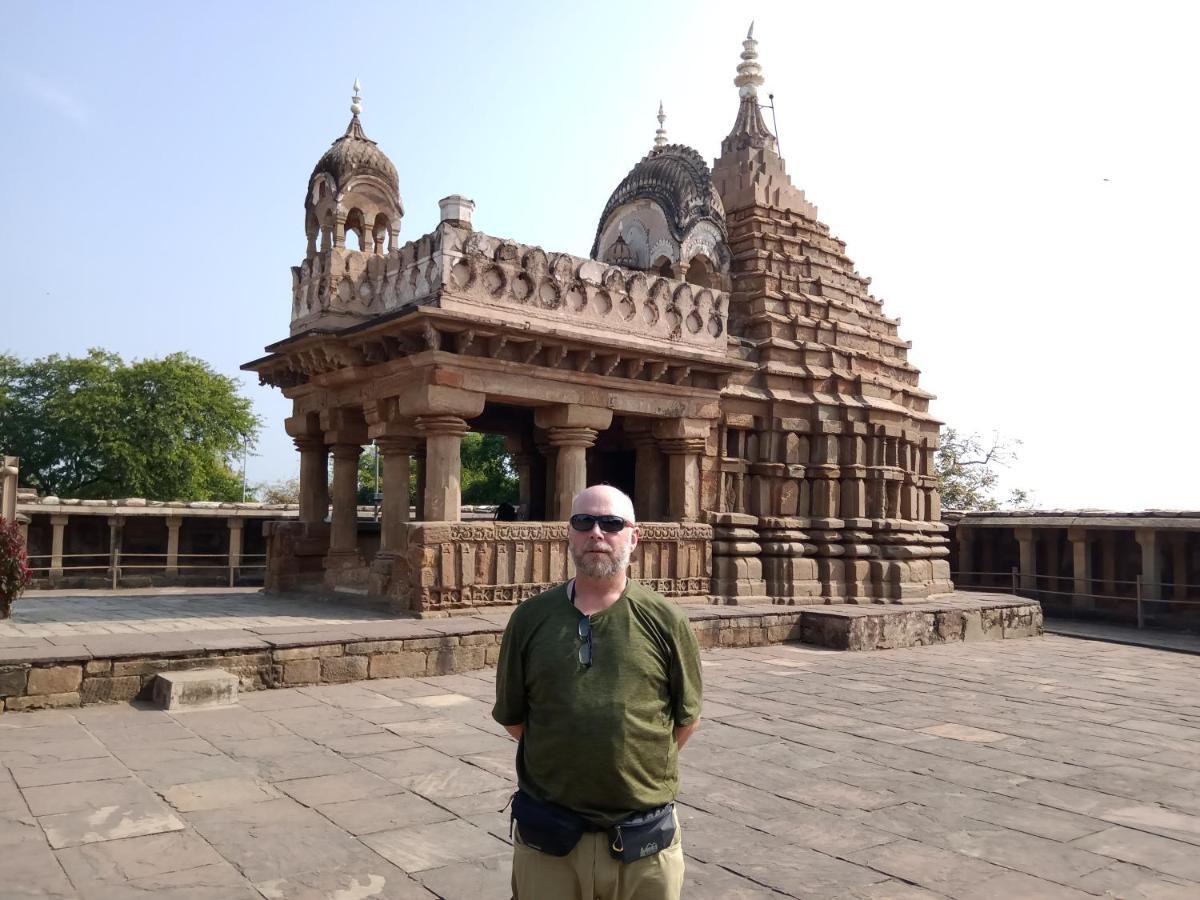 Pratibha Home Stay Jabalpur Extérieur photo
